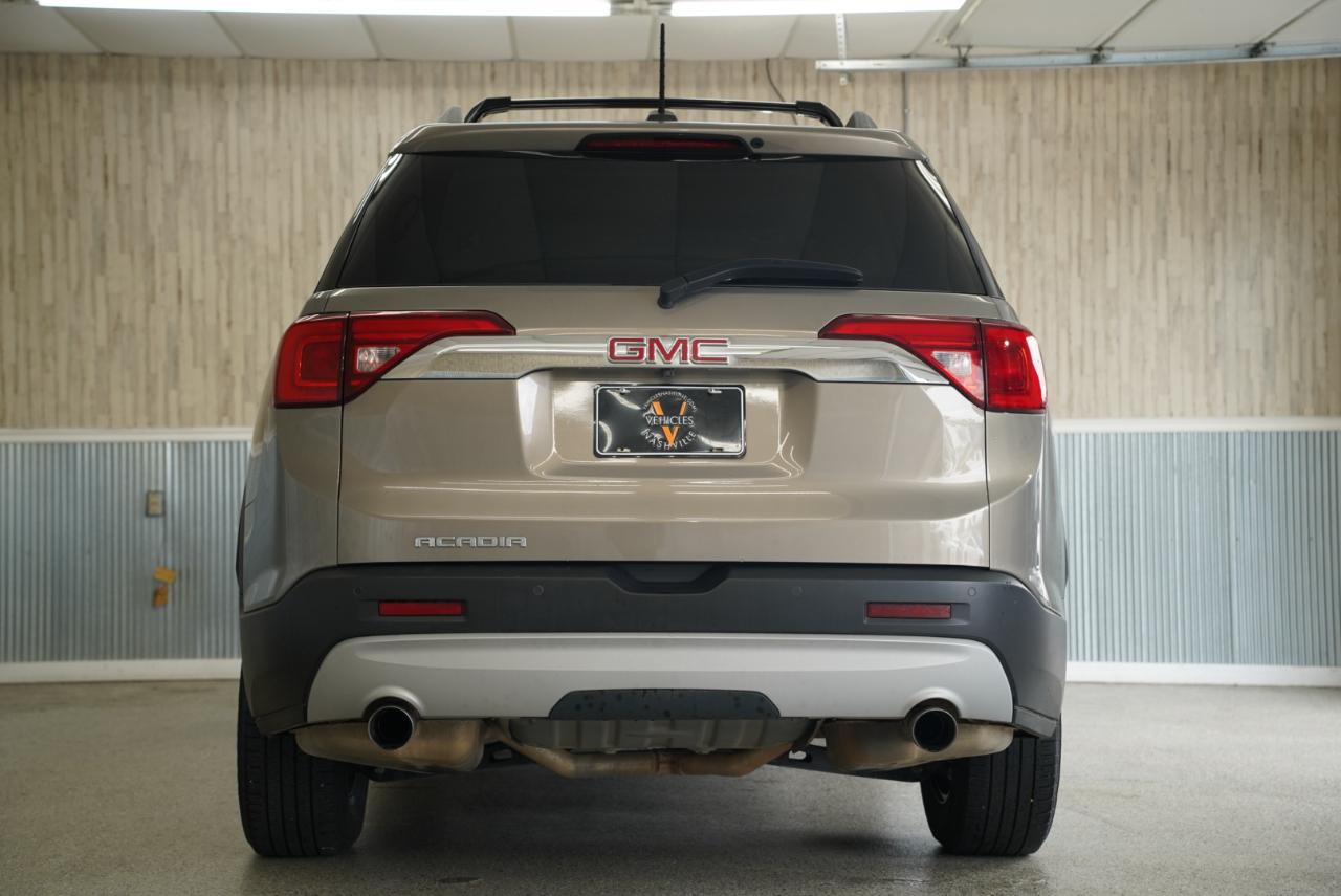 GMC Acadia FWD 4dr SLT w/SLT-1 2019