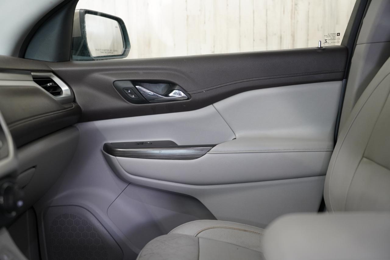 GMC Acadia FWD 4dr SLT w/SLT-1 2019