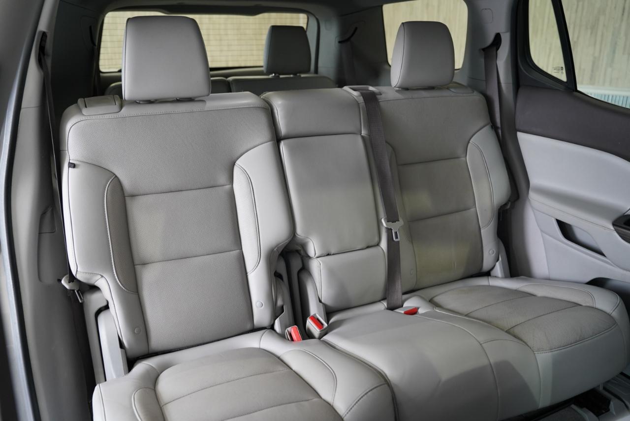GMC Acadia FWD 4dr SLT w/SLT-1 2019