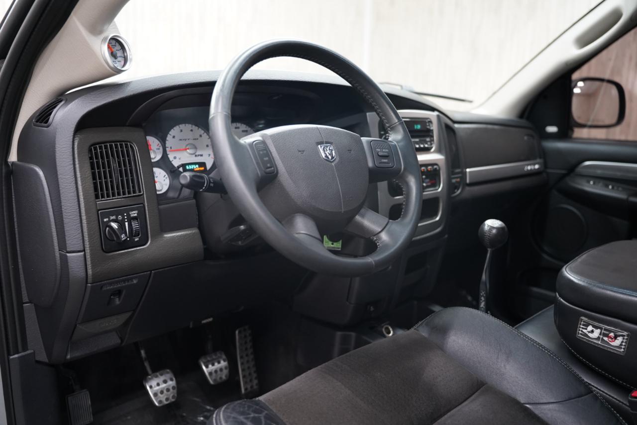 Dodge Ram SRT-10  2004