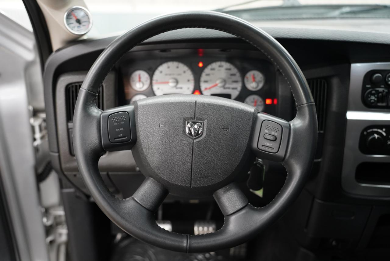 Dodge Ram SRT-10  2004