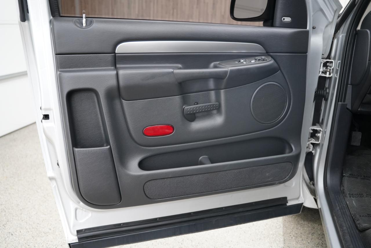 Dodge Ram SRT-10  2004