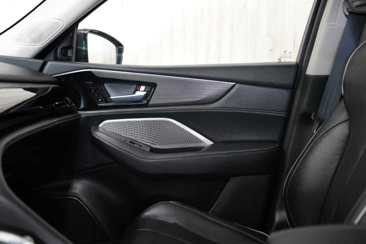 Acura MDX SH-AWD w/Advance Package 2023