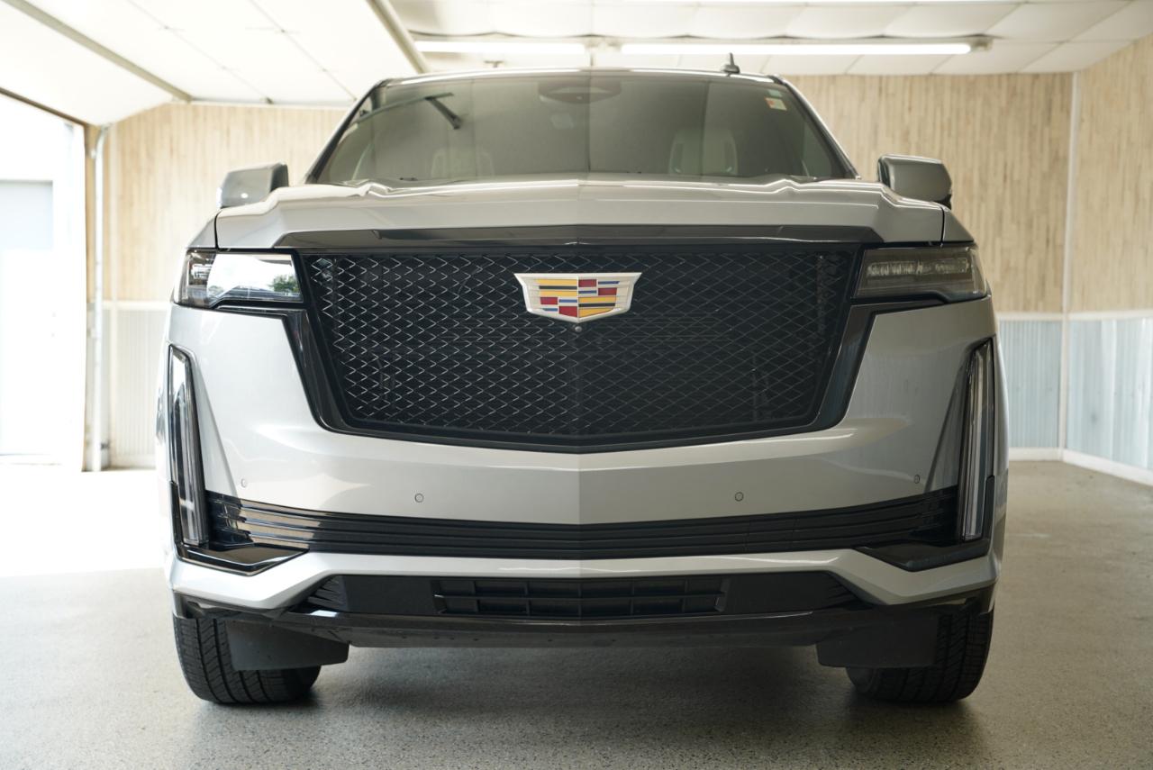 Cadillac Escalade 4WD 4dr Sport 2023