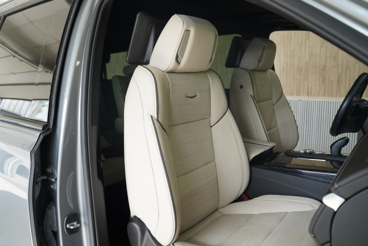 Cadillac Escalade 4WD 4dr Sport 2023