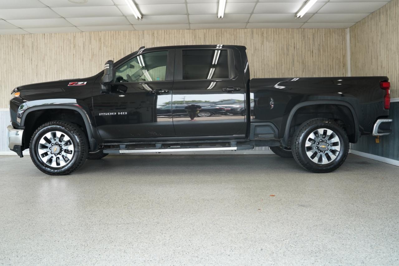 Chevrolet Silverado 2500HD 4WD Crew Cab 159" LT 2023