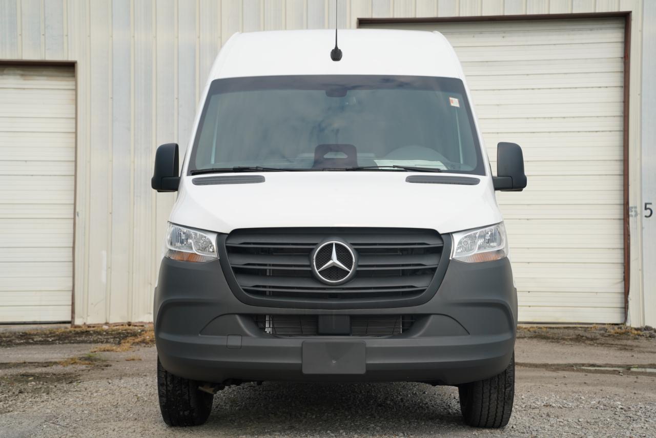Mercedes-Benz Sprinter Cargo Van 2500 High Roof I4 Diesel 170" RWD 2025