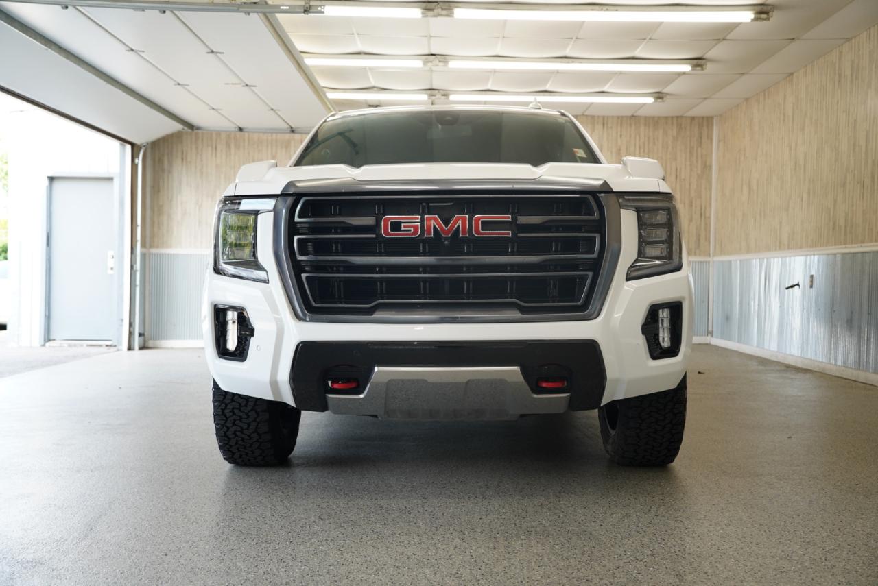 GMC Yukon XL 4WD 4dr AT4 2021