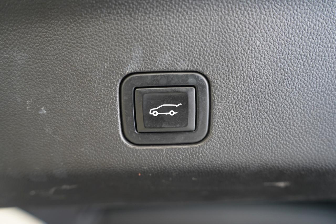 GMC Yukon XL 4WD 4dr AT4 2021