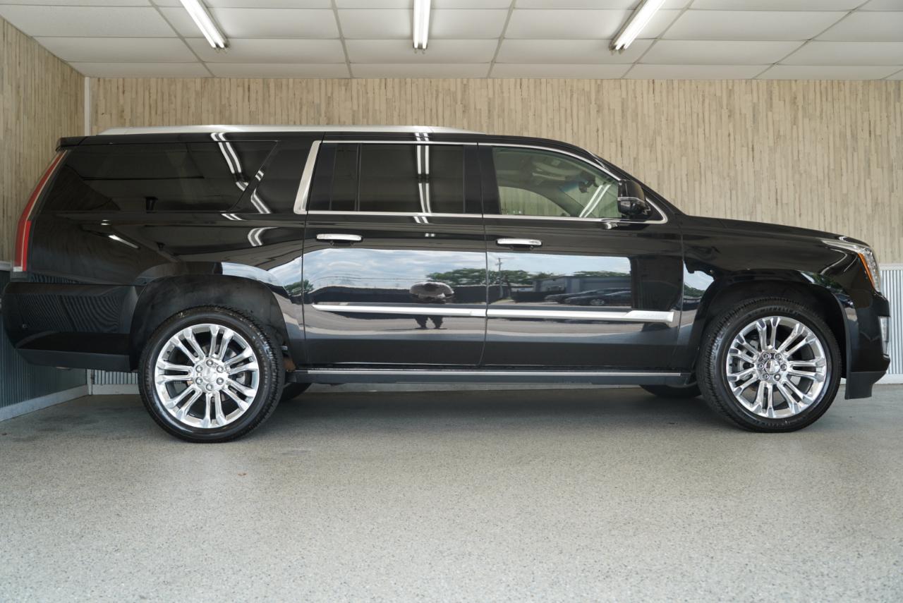 Cadillac Escalade ESV 4WD 4dr Premium Luxury 2019
