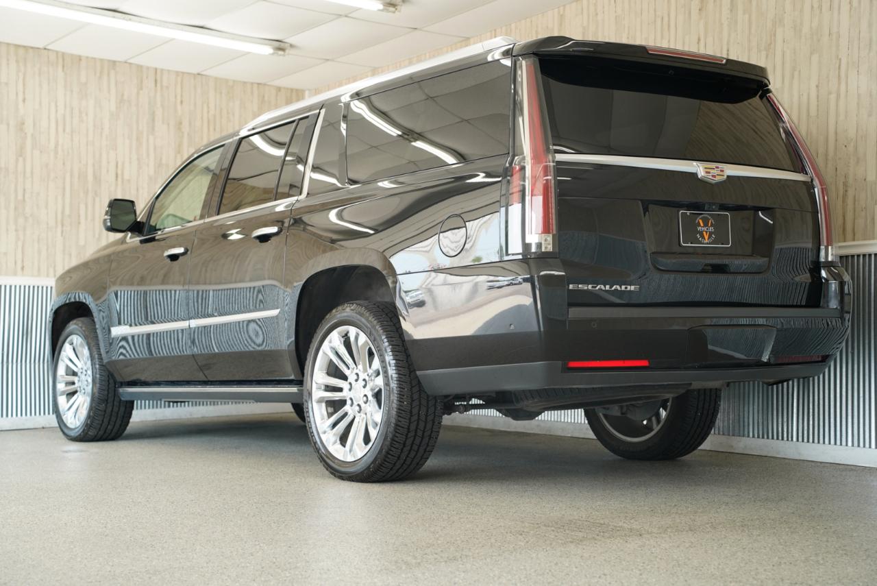 Cadillac Escalade ESV 4WD 4dr Premium Luxury 2019