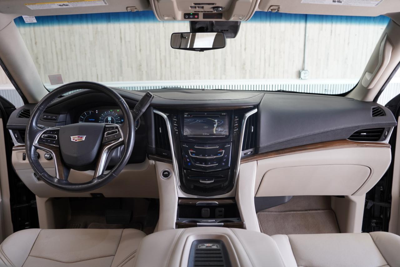 Cadillac Escalade ESV 4WD 4dr Premium Luxury 2019
