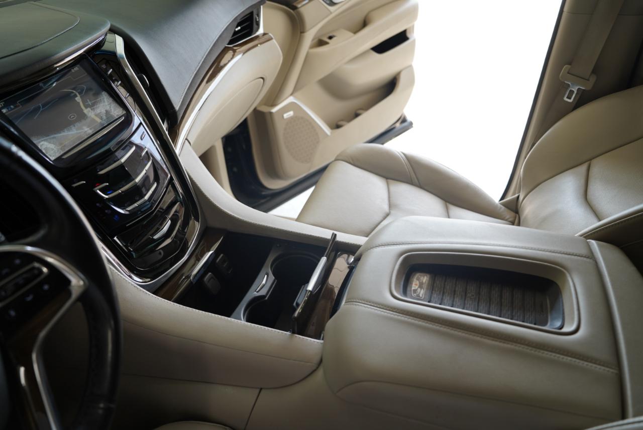 Cadillac Escalade ESV 4WD 4dr Premium Luxury 2019