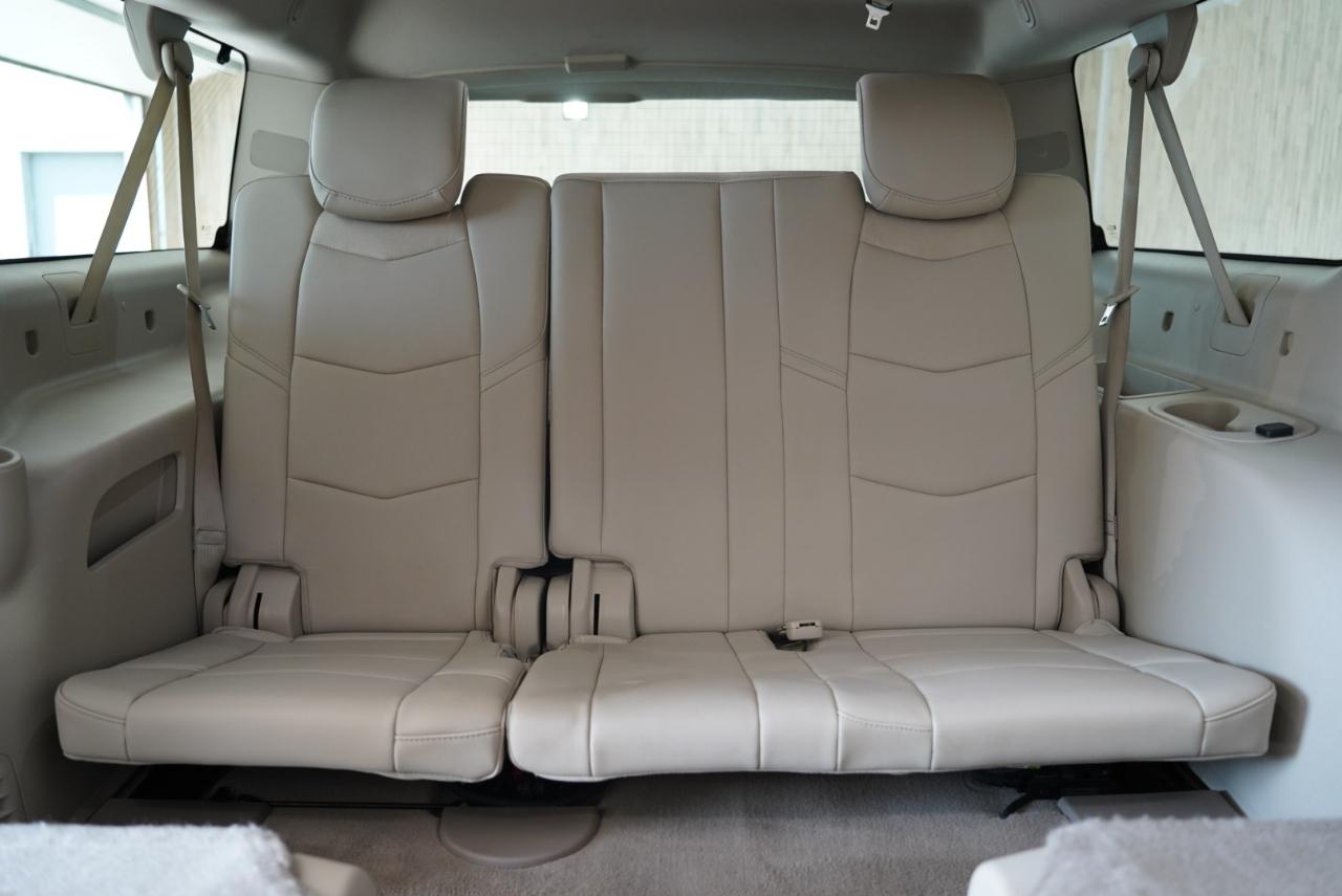 Cadillac Escalade ESV 4WD 4dr Premium Luxury 2019