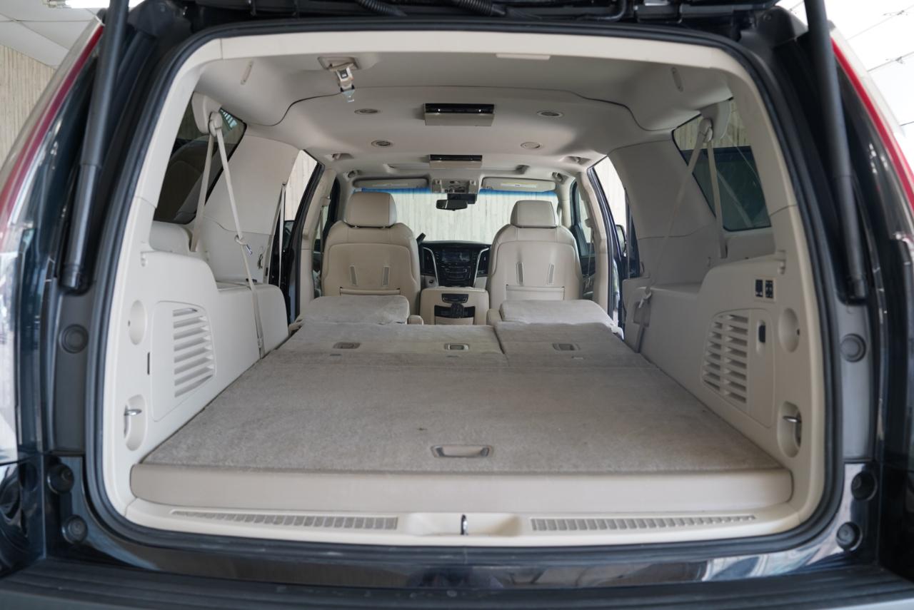 Cadillac Escalade ESV 4WD 4dr Premium Luxury 2019