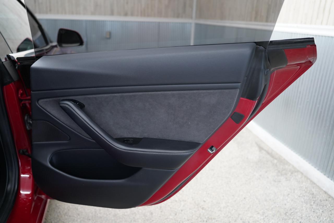 Tesla Model 3 Long Range Battery RWD 2018