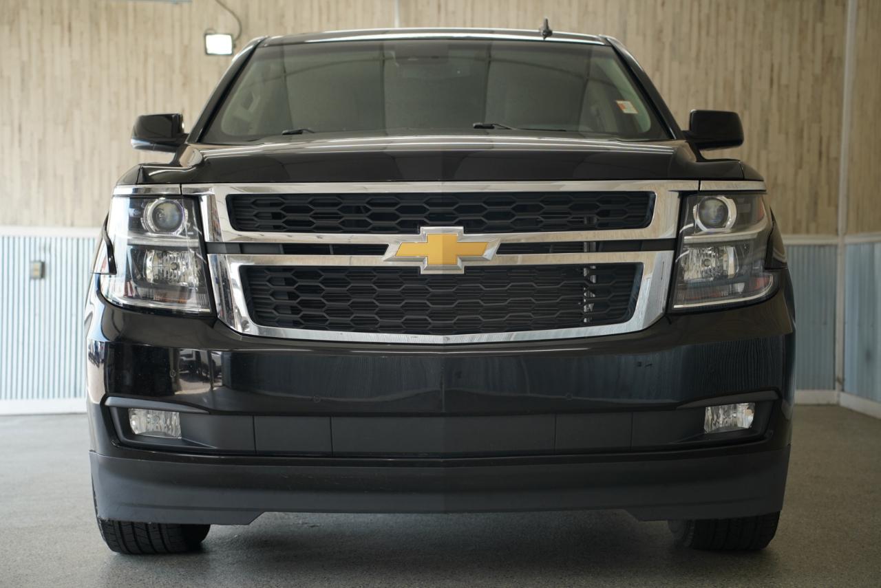 Chevrolet Suburban 2WD 4dr LT 2015