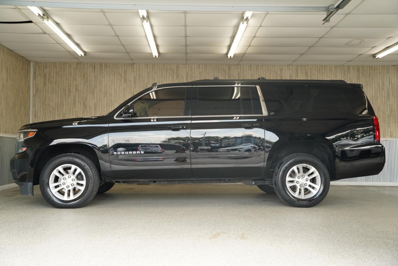 Chevrolet Suburban 2WD 4dr LT 2015