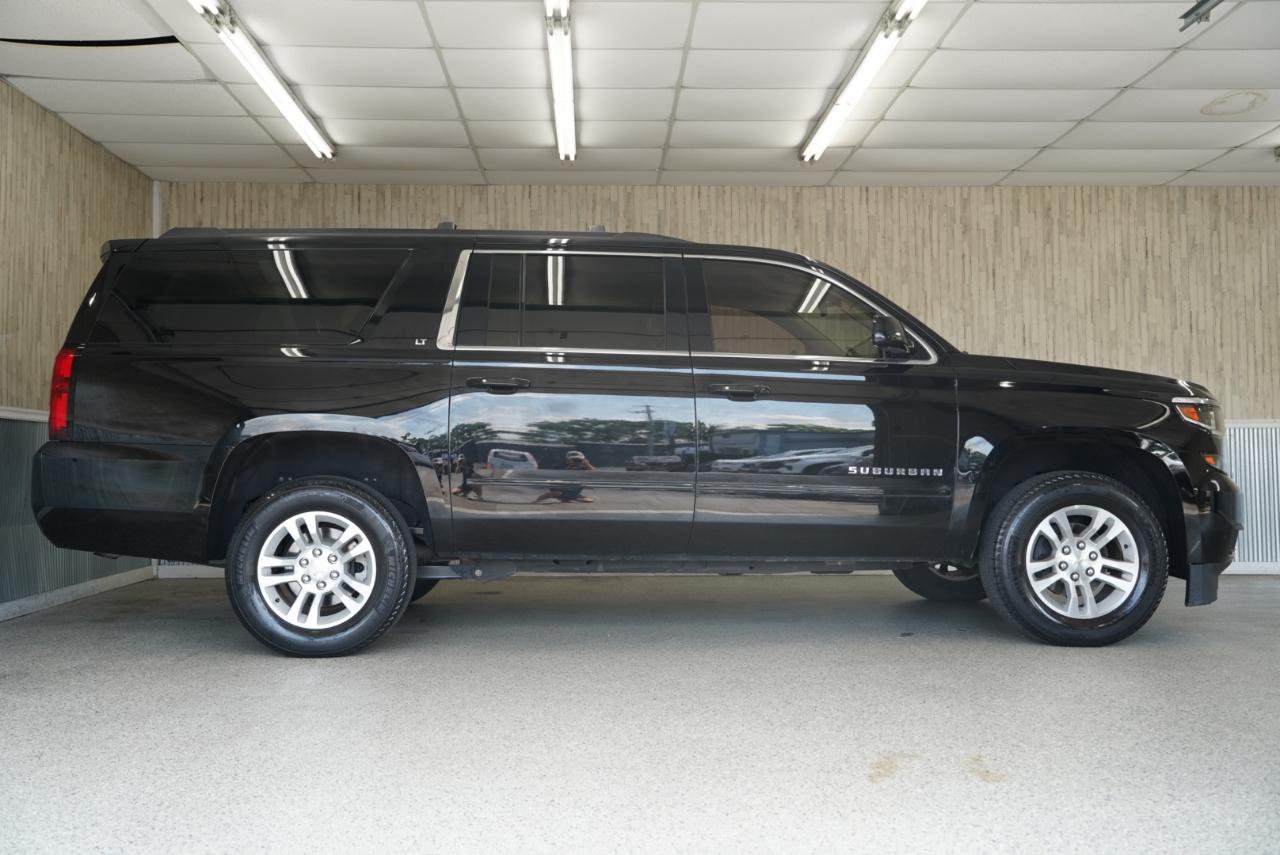 Chevrolet Suburban 2WD 4dr LT 2015