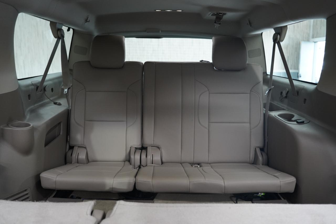 Chevrolet Suburban 2WD 4dr LT 2015