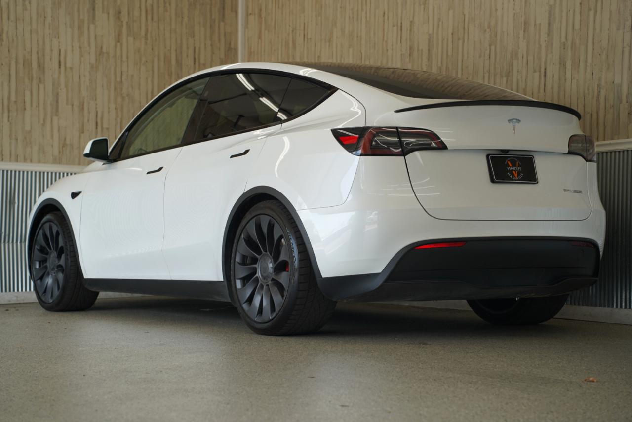Tesla Model Y Performance AWD 2024