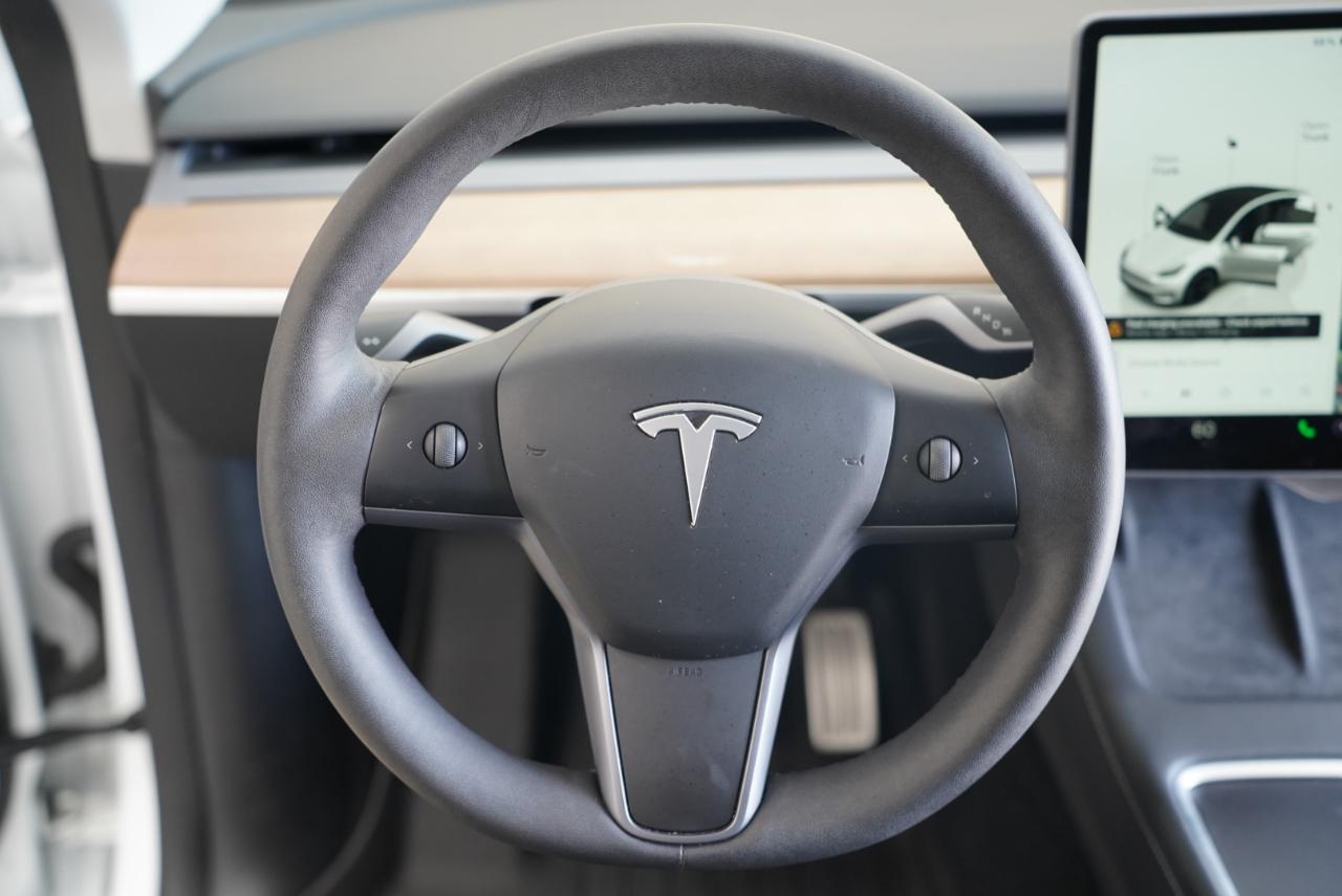 Tesla Model Y Performance AWD 2024