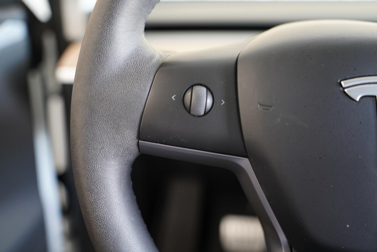 Tesla Model Y Performance AWD 2024