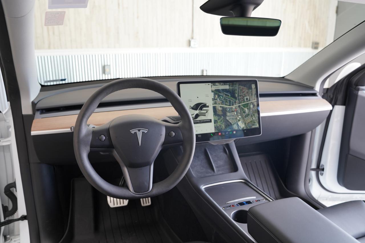 Tesla Model Y Performance AWD 2024