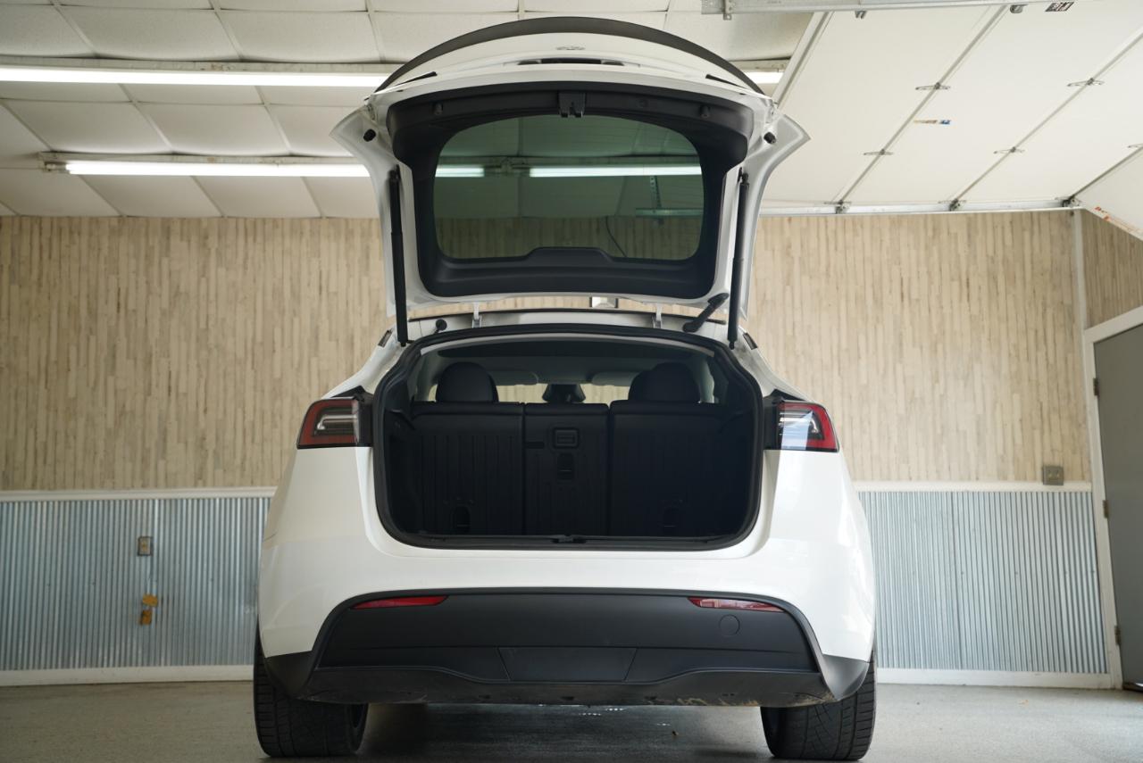Tesla Model Y Performance AWD 2024