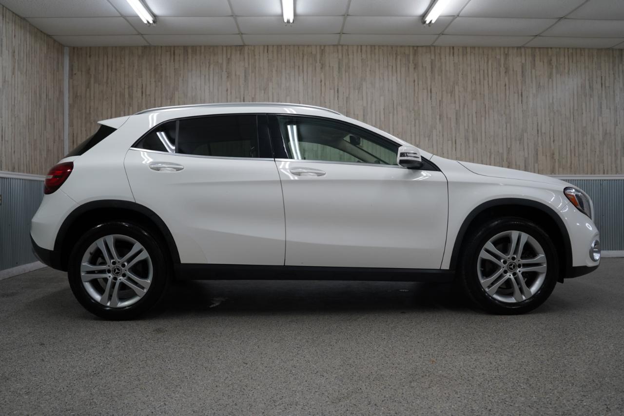 Mercedes-Benz GLA GLA 250 SUV 2020