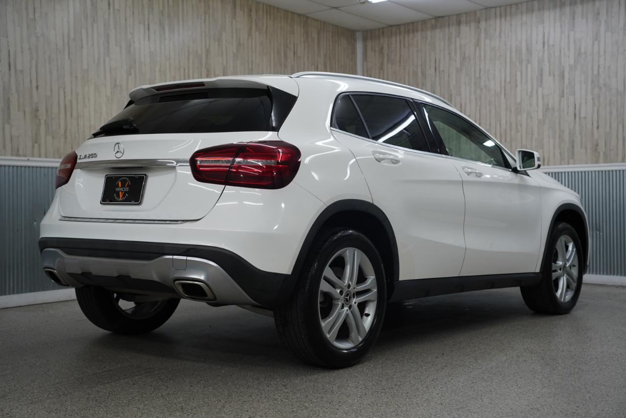 Mercedes-Benz GLA GLA 250 SUV 2020