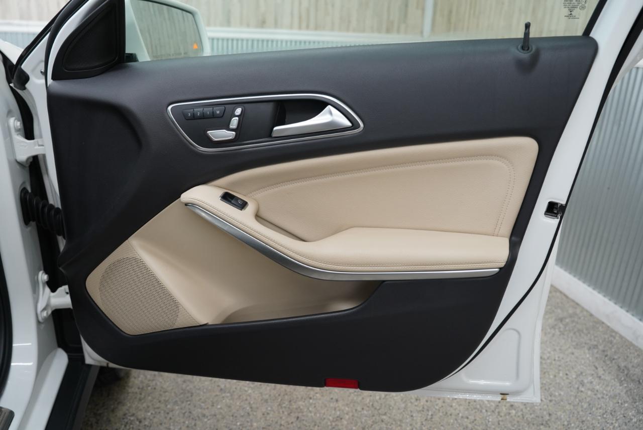 Mercedes-Benz GLA GLA 250 SUV 2020