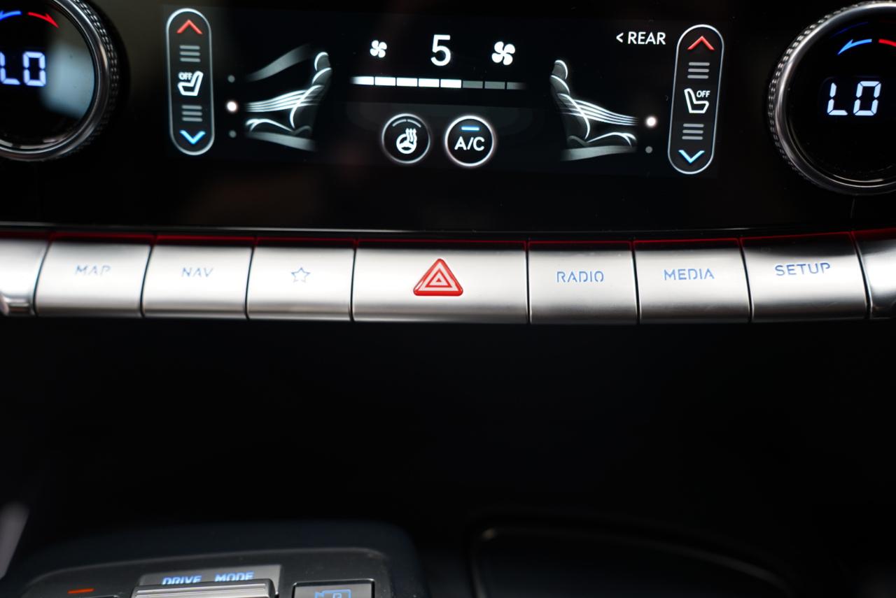 Genesis GV70 2.5T AWD 2023