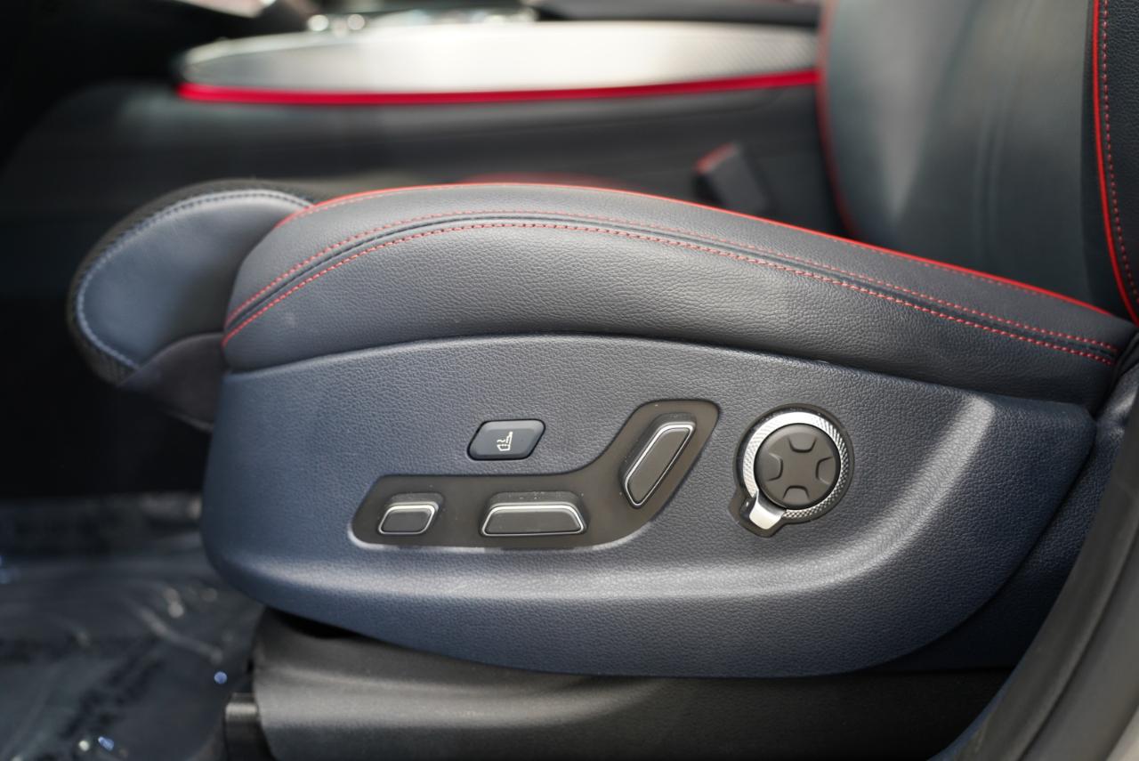 Genesis GV70 2.5T AWD 2023