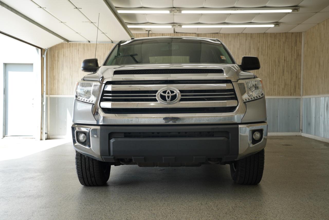 Toyota Tundra 4WD  2017