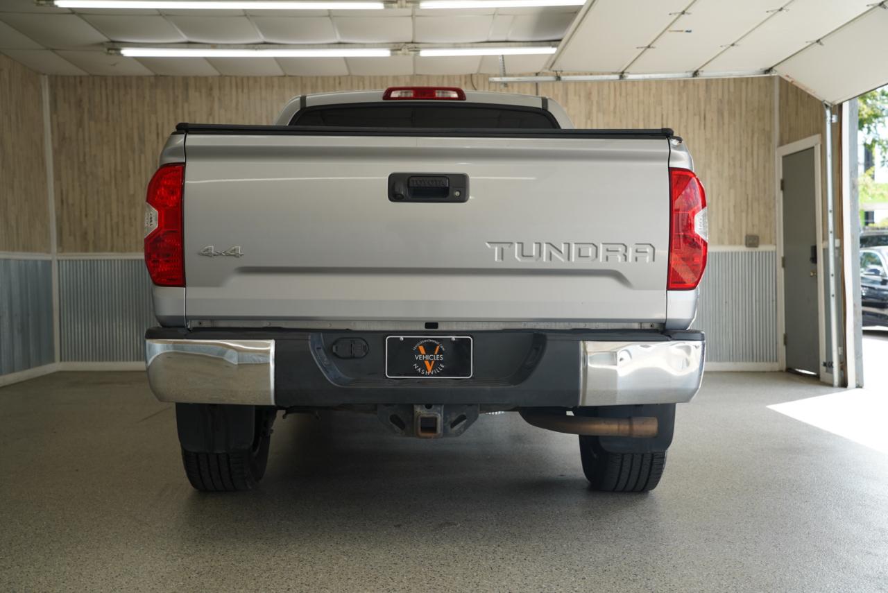 Toyota Tundra 4WD  2017