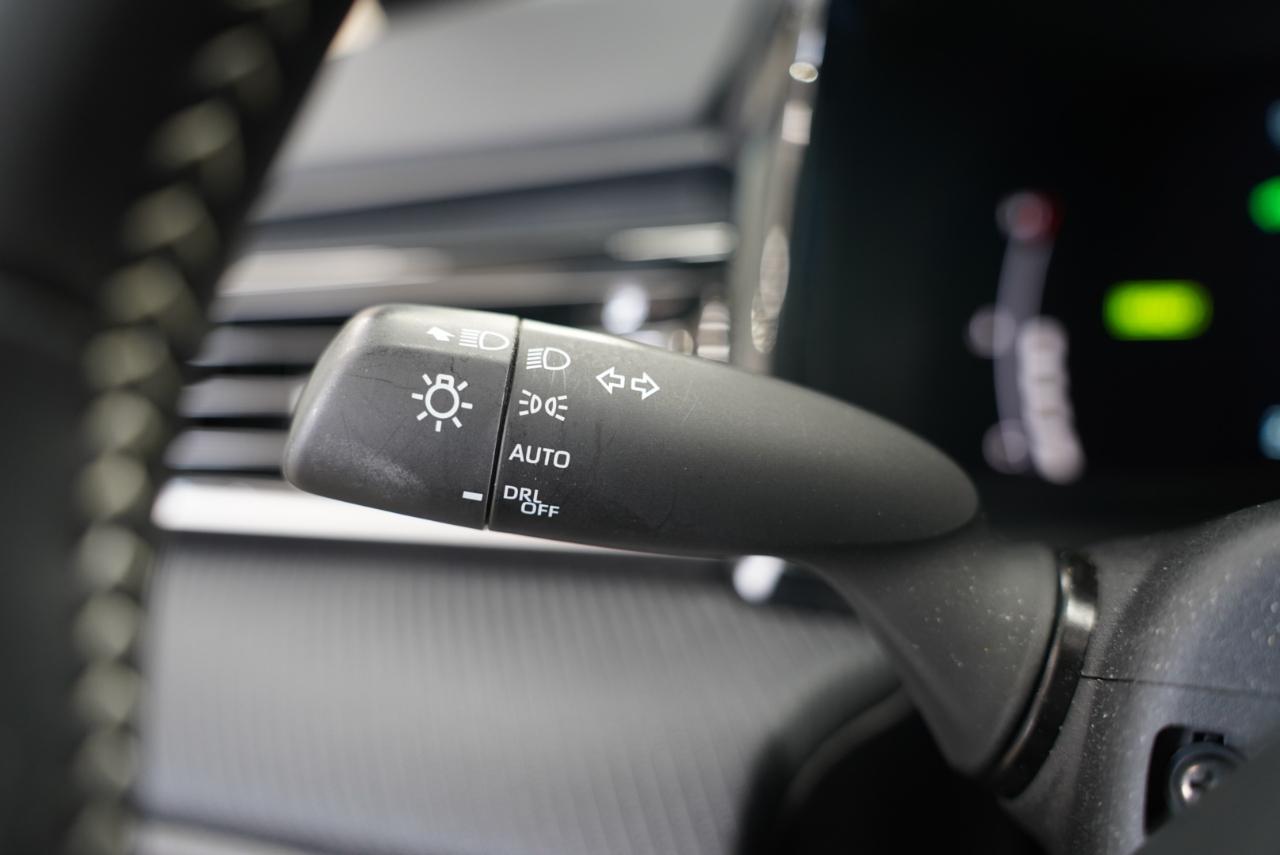 Toyota Camry SE 2025