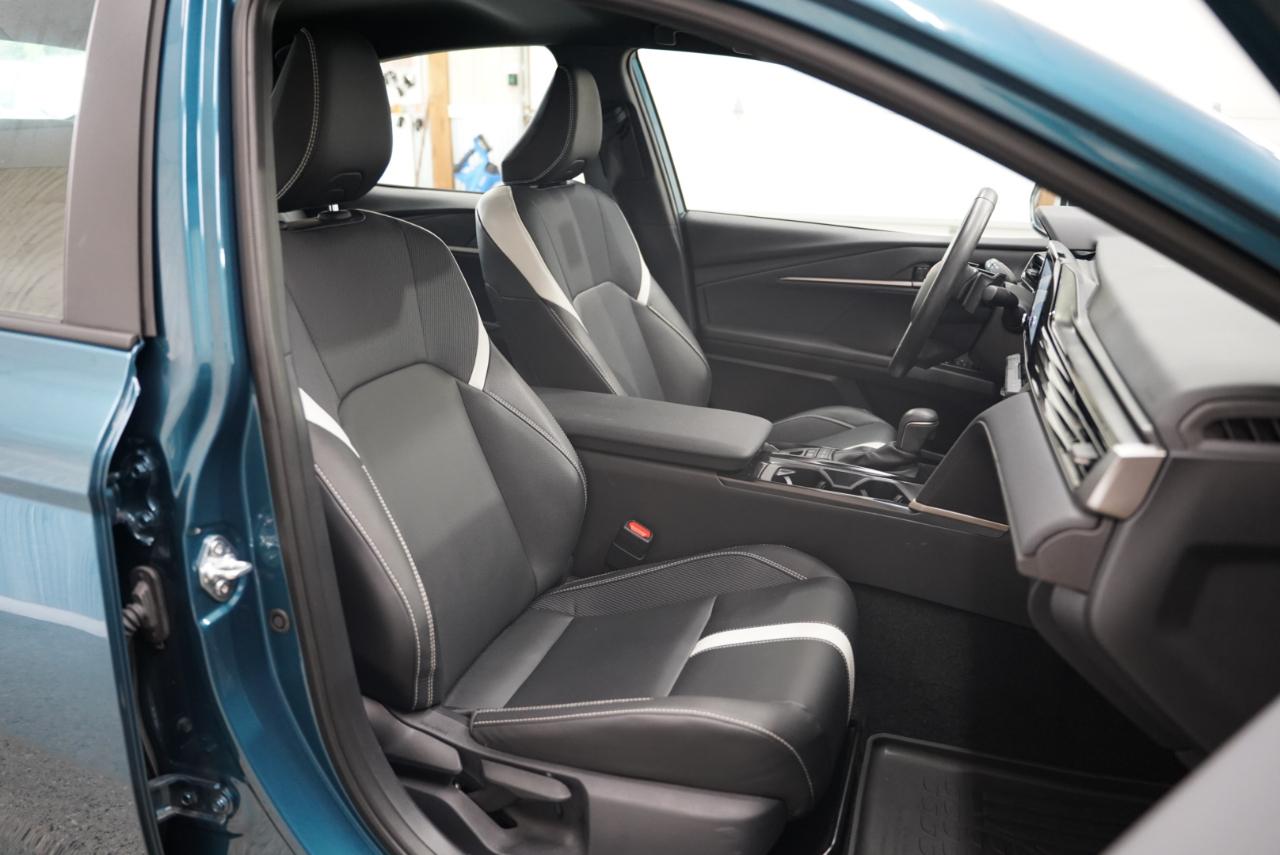 Toyota Camry SE 2025