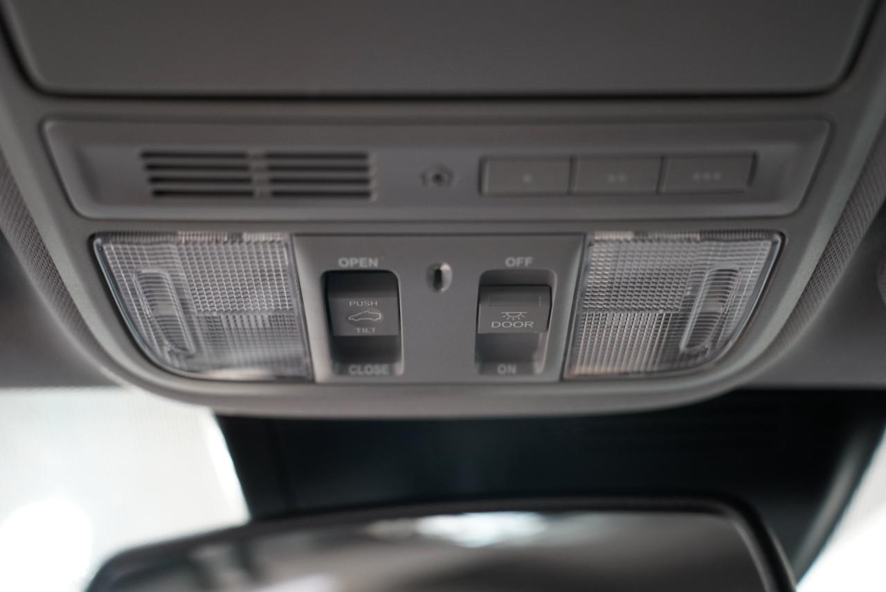 Honda CR-V Hybrid Touring AWD 2022