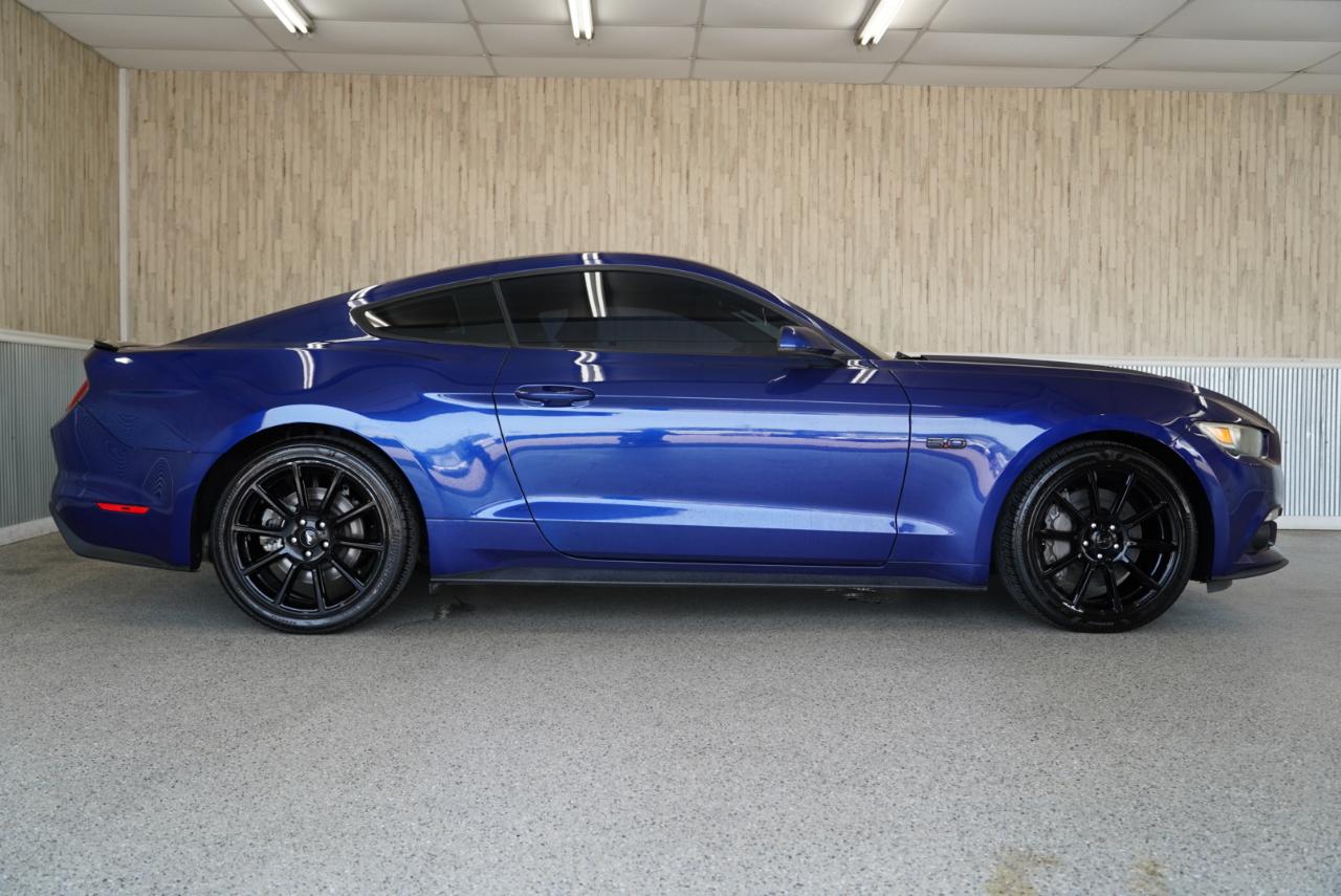 Ford Mustang 2dr Fastback GT 2016