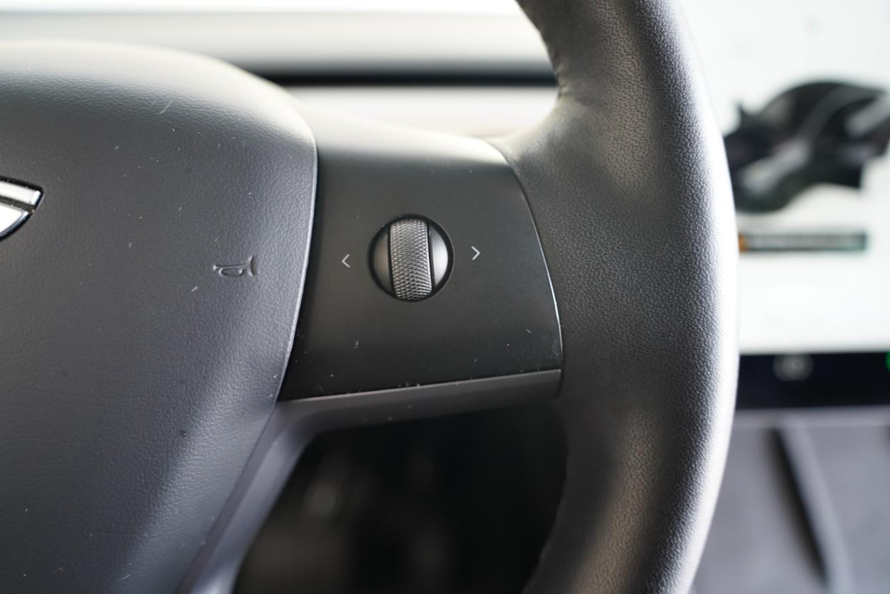 Tesla Model Y Long Range AWD 2023