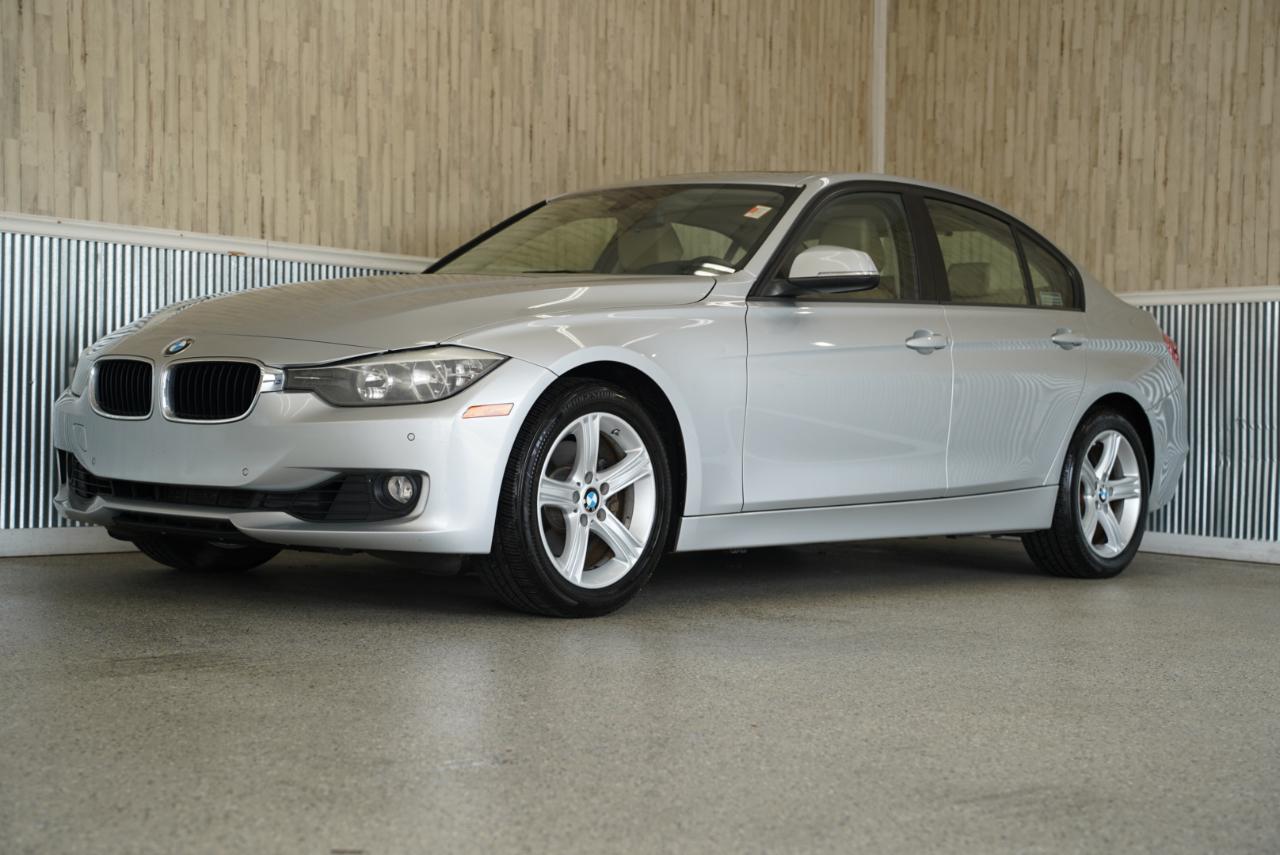 BMW 3 Series 4dr Sdn 328i RWD 2015
