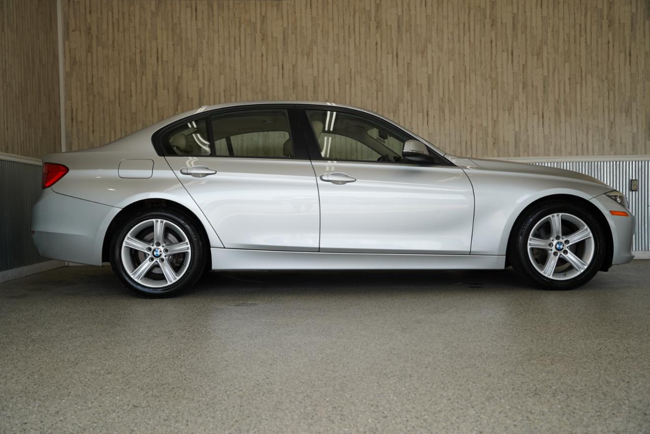 BMW 3 Series 4dr Sdn 328i RWD 2015