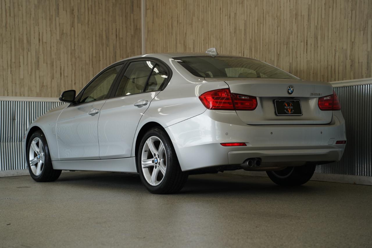 BMW 3 Series 4dr Sdn 328i RWD 2015