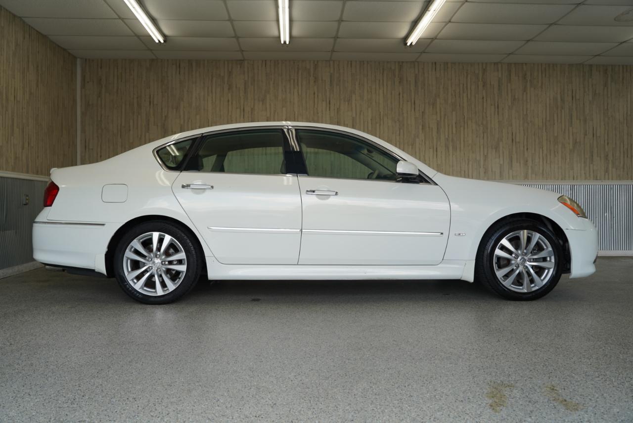 Infiniti M35 4dr Sdn RWD 2010