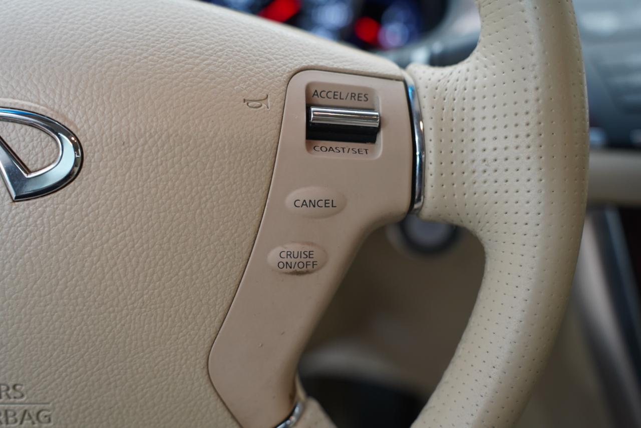 Infiniti M35 4dr Sdn RWD 2010