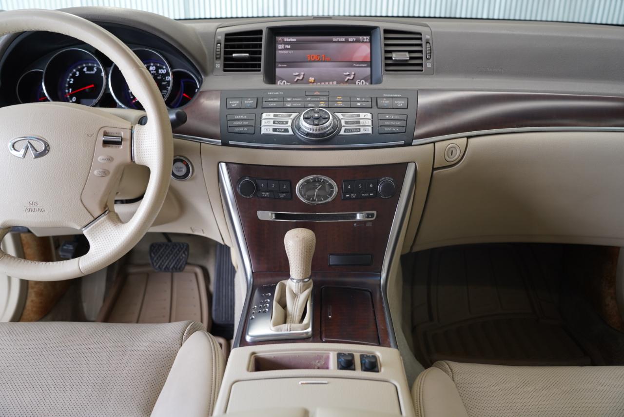 Infiniti M35 4dr Sdn RWD 2010