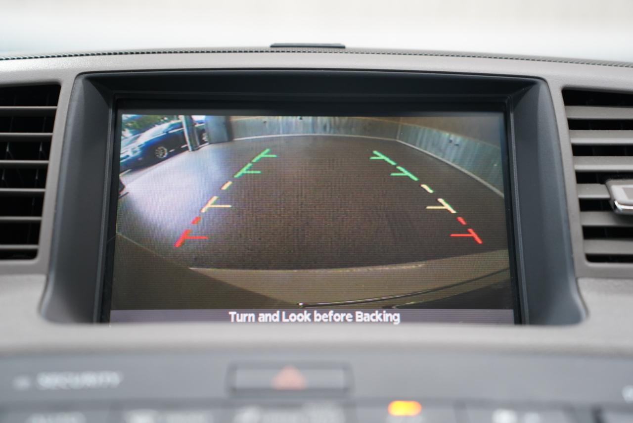 Infiniti M35 4dr Sdn RWD 2010