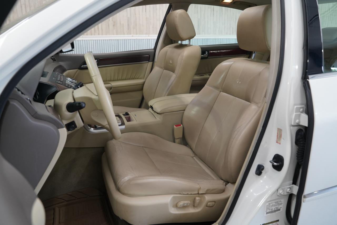 Infiniti M35 4dr Sdn RWD 2010