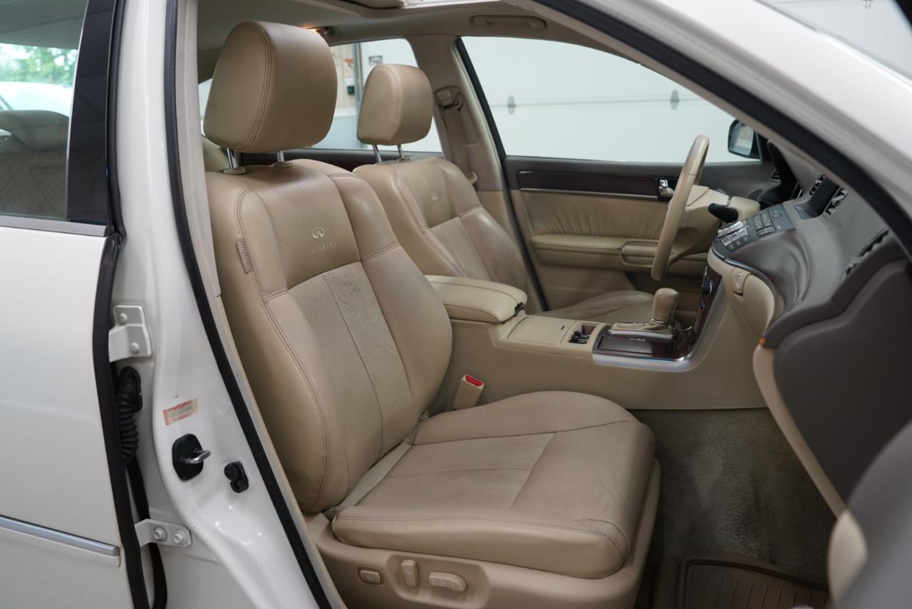 Infiniti M35 4dr Sdn RWD 2010